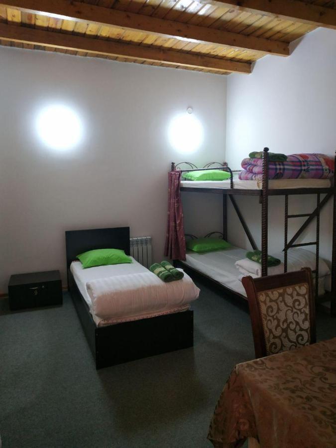 Hostel & Guest House Sim Sim Near The Church ซามาร์คันด์ ภายนอก รูปภาพ