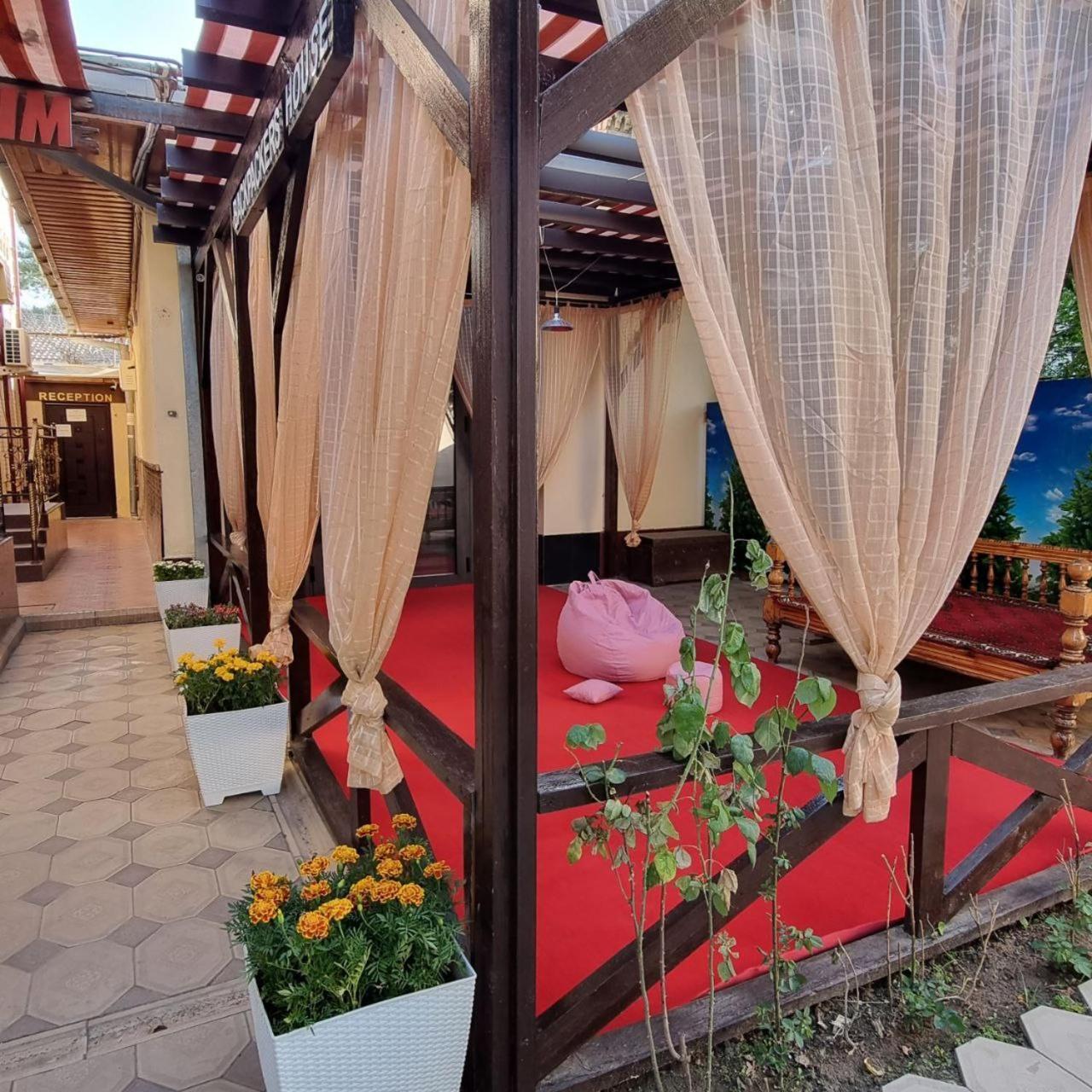 Hostel & Guest House Sim Sim Near The Church ซามาร์คันด์ ภายนอก รูปภาพ